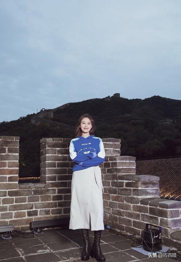 高圓圓私服穿搭範太正了,知性優雅又有女人味,美得讓人移不開眼 高圓圓私服穿搭範太正了,知性優雅又有女人味,美得讓人移不開眼