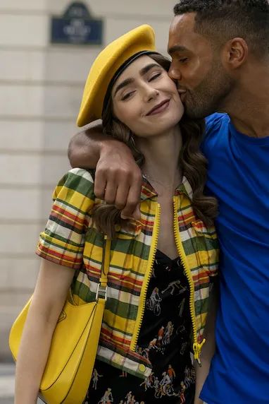 去年你們誇她有個性，今年她變得更茶更土來報答