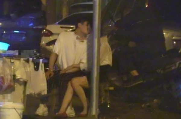 魏千翔被曝結婚生女，與新娘一起切蛋糕，婚禮上懷抱孩子父愛滿滿