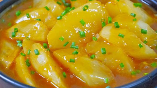 天冷了,8道熱乎乎的菜學起來,暖胃又暖身,每天換著花來,真香 天冷了,8道熱乎乎的菜學起來,暖胃又暖身,每天換著花來,真香