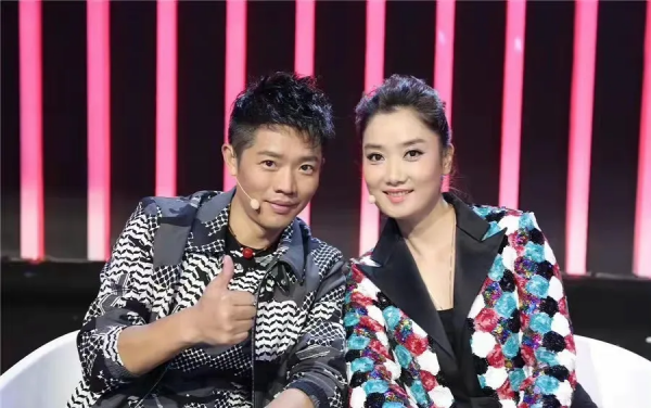 開公司也五五分,鳳凰傳奇的清醒,打臉六對因利益反目成仇的組合 開公司也五五分,鳳凰傳奇的清醒,打臉六對因利益反目成仇的組合