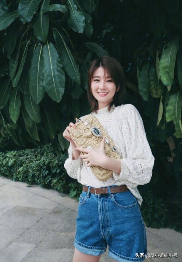 娛樂圈公認的7位富二代女星：最大的42歲，姚安娜想靠演技出圈