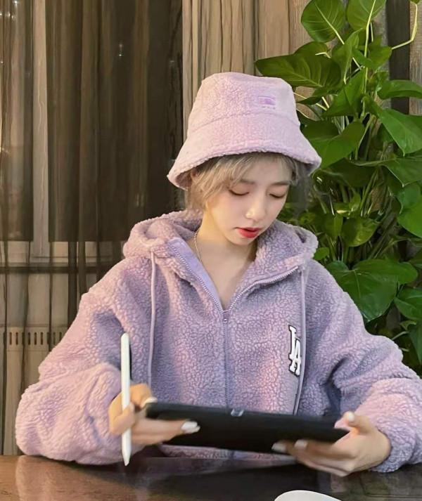 為什麼你戴“帽子”顯土氣？3種款式、2個技巧，教你搭出時髦感