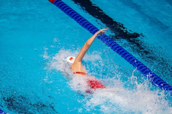 游泳——阿布扎比短池世錦賽：餘依婷奪得女子200米混合泳銀牌