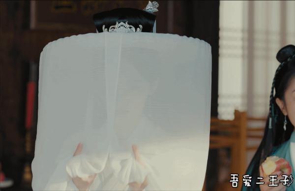 8位女星掀帷帽動圖，誰仙誰颯誰驚為天人，熱巴第一不接受反駁