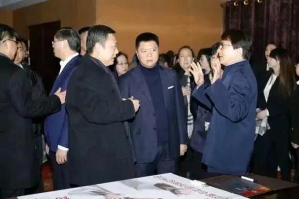 吳亦凡背後的“金主爸爸”要涼涼