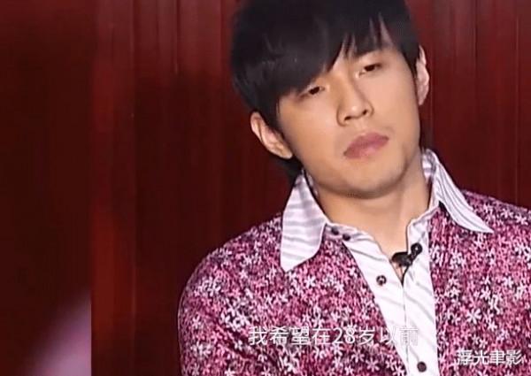 陳冠希突然被換角全程黑臉,劉偉強:周杰倫演拓海?咬字都不清楚 陳冠希突然被換角全程黑臉,劉偉強:周杰倫演拓海?咬字都不清楚