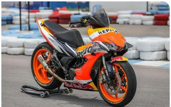 本田彎梁RS150R,配置超強 本田彎梁RS150R,配置超強