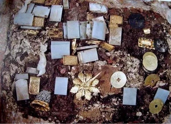 明朝王爺有多壕,看了他的珠寶你就知道了 明朝王爺有多壕,看了他的珠寶你就知道了