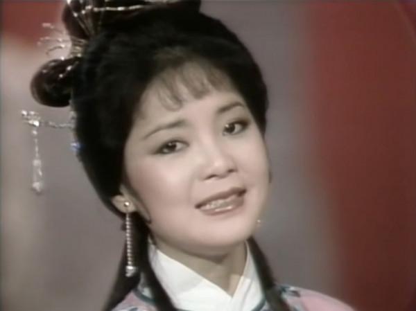 蘇軾本人讀yi音？再談《但願人長久》“低綺戶”中“綺”字讀音