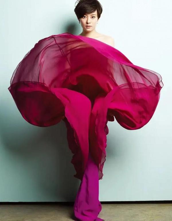 頂級知性女神孫儷,影視人生“孫康映雪”,婚姻生活“榮諧伉儷” 頂級知性女神孫儷,影視人生“孫康映雪”,婚姻生活“榮諧伉儷”