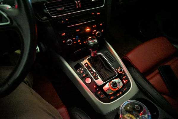 零百5秒出頭的全能好手,二手奧迪SQ5不好惹 零百5秒出頭的全能好手,二手奧迪SQ5不好惹