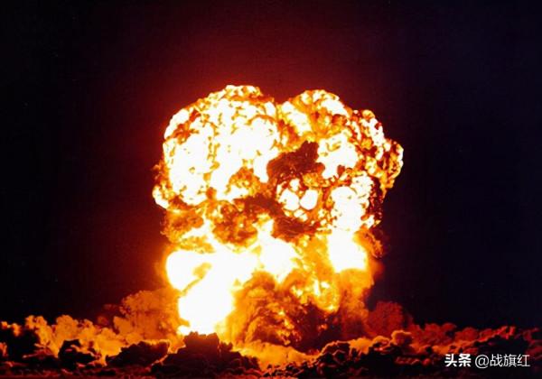 六十年代中蘇角力：一邊高層會談，一邊磨刀霍霍全軍戒備