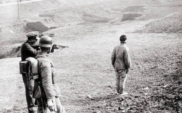 鶴丸光吉槍決全過程：行刑槍支換成衝鋒槍，死前高喊“天皇萬歲”