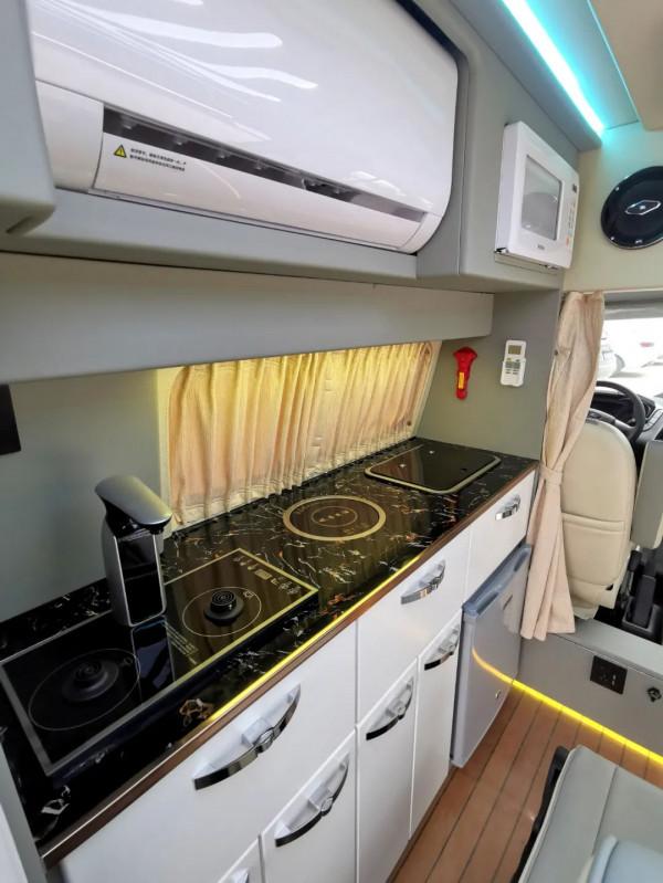 打工人也想玩房車？匠心房車斜升頂新全順：沒問題