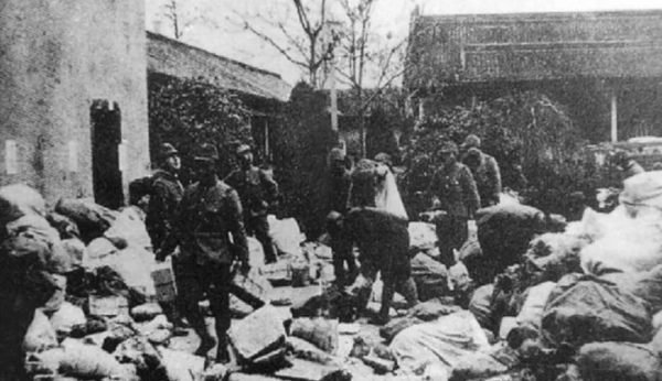 “我們在等日本道歉，日本在等她們死亡”