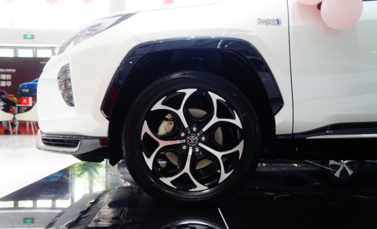 百公里加速5.9秒，一箱油能跑1152公里，威蘭達高效能版到店實拍