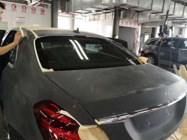 道世間誰與爭鋒，邁巴赫S450典藏版改裝雙拼色、後排獨立座椅