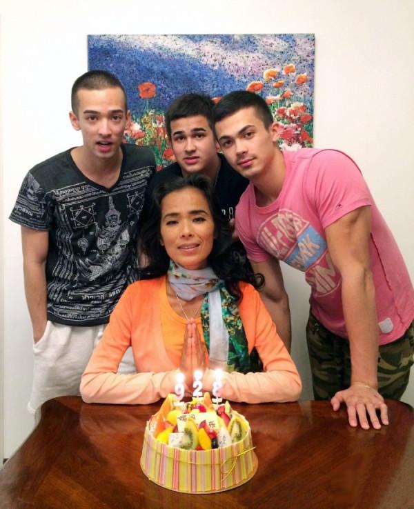 韋唯：離婚受創傷，抗病8年，3個兒子是她的精神支撐