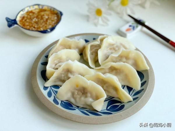 大雪時節吃餃子,鮮香美味又滋補,比韭菜白菜好吃又營養 大雪時節吃餃子,鮮香美味又滋補,比韭菜白菜好吃又營養