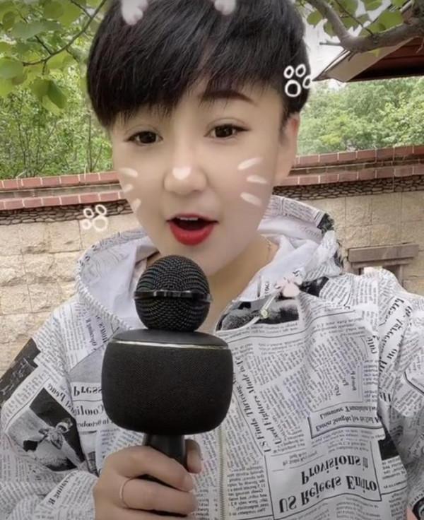 趙本山女徒弟胖丫，出獄後轉戰直播平臺，僅10個作品粉絲就破3萬