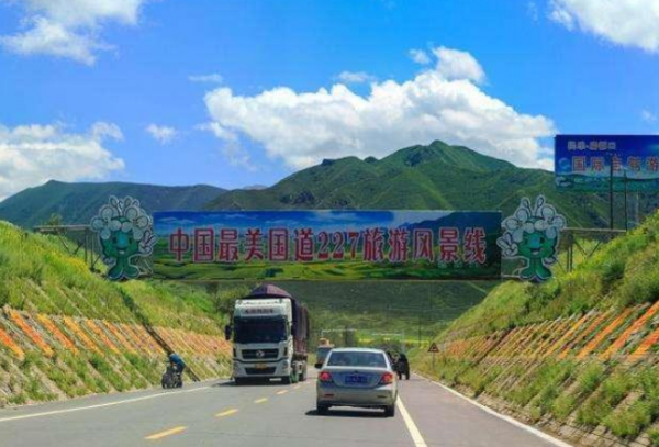 跑國道免費,走高速收費100,200公里路選哪個最划算? 跑國道免費,走高速收費100,200公里路選哪個最划算?