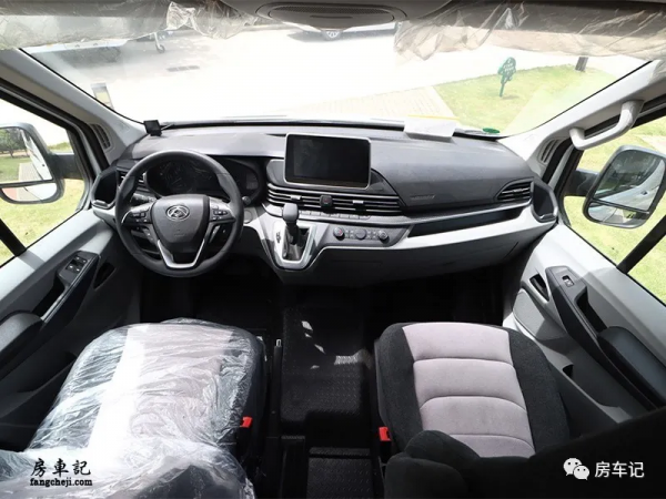 30萬級別的B型房車！宇通B311房車，會不會俘獲你的心扉？