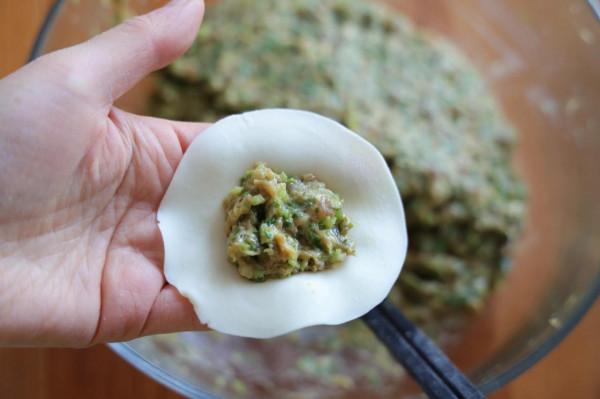 大雪將至，沒有什麼比一碗酸湯水餃更過癮，酸辣爽口更開胃，超讚