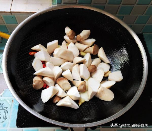 牛肉和它是天生一對，滋補又鮮美，每次燉一大鍋連汁都不剩