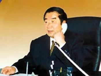 5位陷入絕境的億萬富豪:有的跳樓,有的沉湖,有的自焚 5位陷入絕境的億萬富豪:有的跳樓,有的沉湖,有的自焚