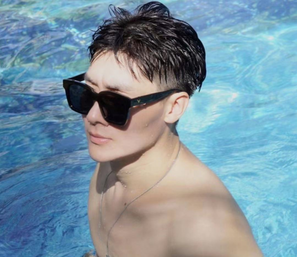 33歲青年導演因病去世！生前陽光年輕有為，至親和圈內人悲痛悼念