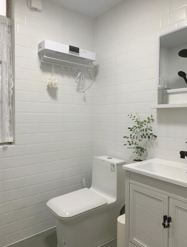 她家全屋大白牆,不弔頂,不做石膏線,太乾淨舒適了,看著真舒服 她家全屋大白牆,不弔頂,不做石膏線,太乾淨舒適了,看著真舒服