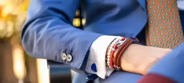 手串怎麼戴才不土氣?教你一秒變型男 手串怎麼戴才不土氣?教你一秒變型男