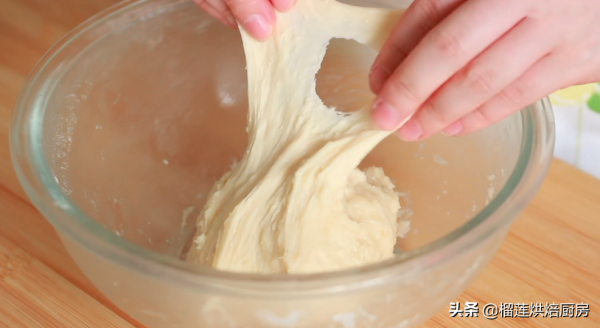 有手就能做的乳酪餅教程，免廚師機免揉，爆拉絲鬆軟香甜不幹不硬