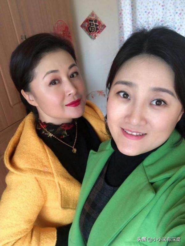 鄉村愛情裡的王雲，原名葛珊珊，她在劇中扮相老成，其實是個80後