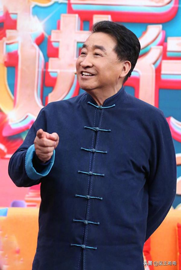 央視《春晚進行時》官宣，主持陣容公開，管彤擔任C位