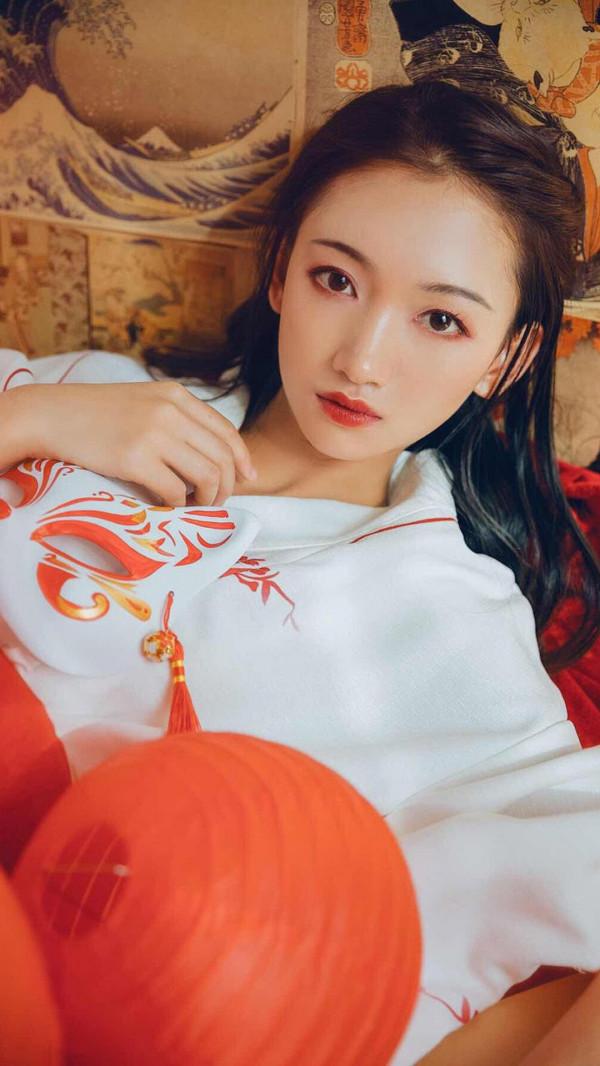 8種減少唇紋美白潤唇的小技巧