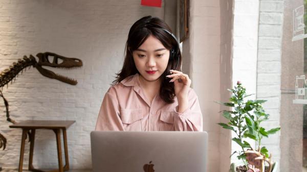 偶遇一款無線單邊通訊耳機,這是對打工人的關懷? 偶遇一款無線單邊通訊耳機,這是對打工人的關懷?