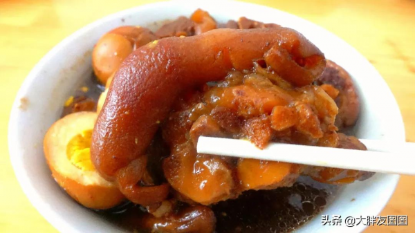 秋風起，吃豬腳姜最滋補，祛風驅寒，還能美容養顏，我家每年必煮