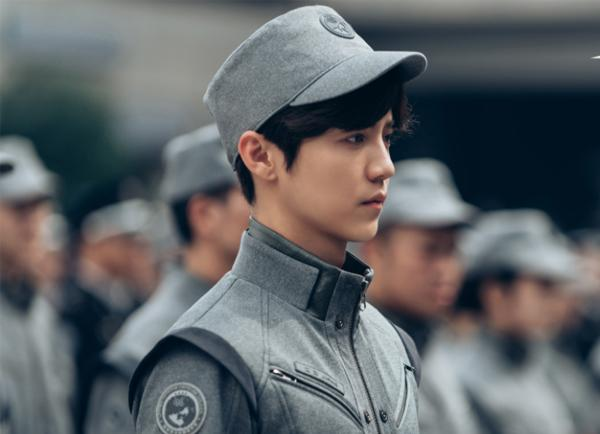 “掃娘風暴”來襲，鹿晗被當作典型批評，他冤不冤？