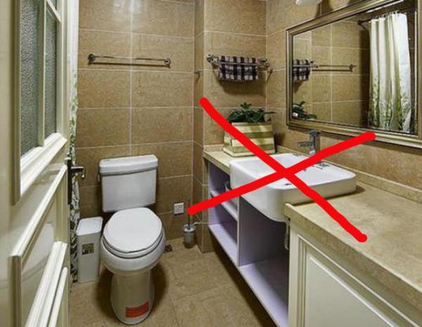 現在不流行在衛生間裝洗手檯了，這樣佈置會不會更實用？