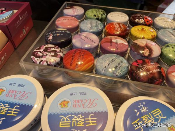 一年出門10個月縱橫30000公里，倆人一車要花多少錢？你能猜到嗎