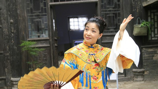 戴春榮：曾拒演《還珠格格》，張鐵林自降片酬力薦，60歲成大贏家