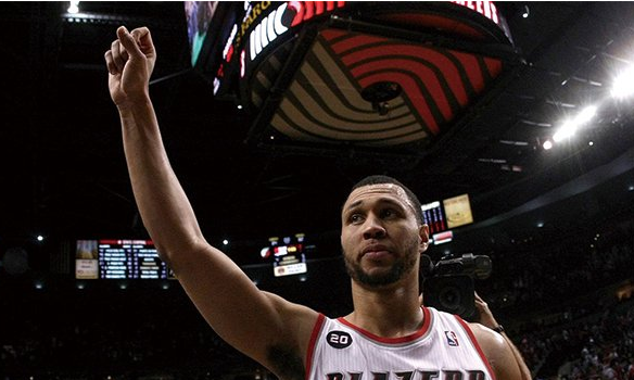 開拓者錯過的球星組成的陣容，能拿幾冠？能叫板歷史最強陣容麼？