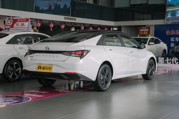 遵循內心還是隨波逐流,第七代伊蘭特和朗逸你該選誰? 遵循內心還是隨波逐流,第七代伊蘭特和朗逸你該選誰?