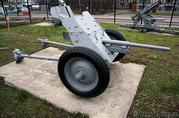 從“打得穿”到“刮漆小能手”—德國Pak 36型37毫米反坦克炮