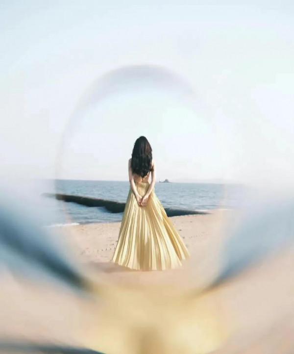 大家在金雞獎紅毯上的造型，你們更喜歡誰的呢？