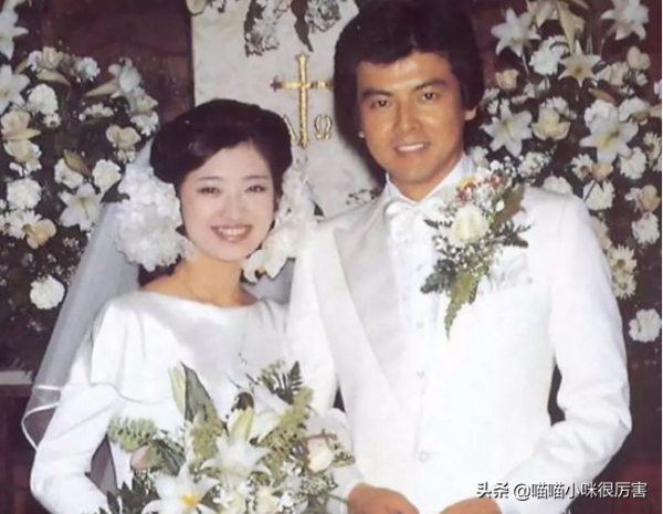 小眼睛塌鼻樑笑露牙齦,五官不端正卻依舊迷人的明星,只服這5位 小眼睛塌鼻樑笑露牙齦,五官不端正卻依舊迷人的明星,只服這5位