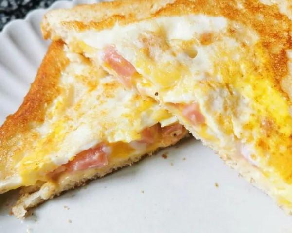 十分鐘火腿芝士煎蛋吐司 十分鐘火腿芝士煎蛋吐司