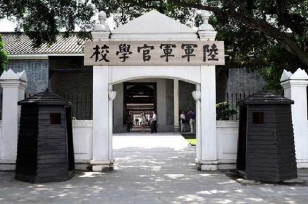 葉劍英耄耋之年回故鄉，憶過往、看母校，婉拒修葺母親簡陋墳墓